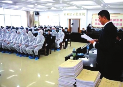 天水秦州區(qū)開審18人涉惡案 被控涉嫌敲詐勒索、尋釁滋事、開設(shè)賭場等