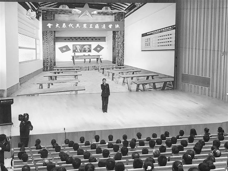 蘭州市開展“學(xué)黨史、頌黨恩、跟黨走”紅色文化進(jìn)校園活動