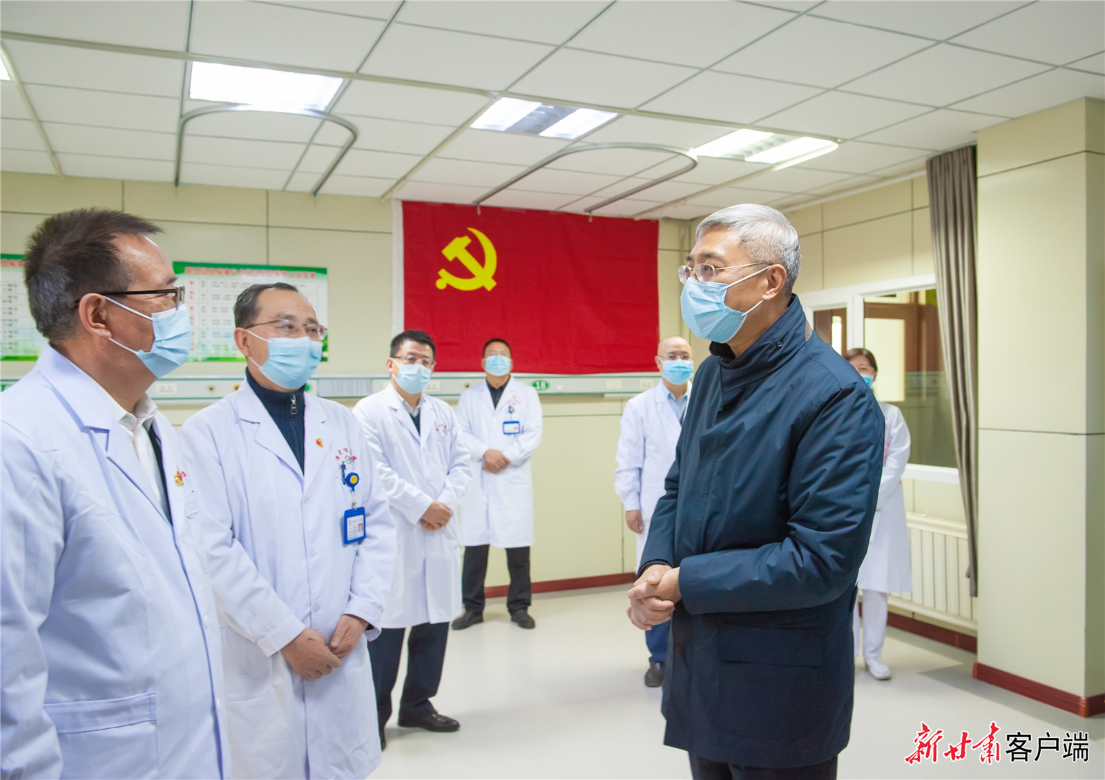 尹弘在嘉峪關(guān)酒泉張掖調(diào)研檢查疫情防控工作時(shí)強(qiáng)調(diào)：扛牢屬地責(zé)任 落細(xì)防控措施 遏制擴(kuò)散蔓延，同心協(xié)力堅(jiān)決打贏疫情防控遭遇戰(zhàn)阻擊戰(zhàn)