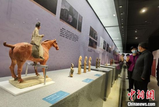 圖為展覽現(xiàn)場(chǎng)。　馮志軍 攝