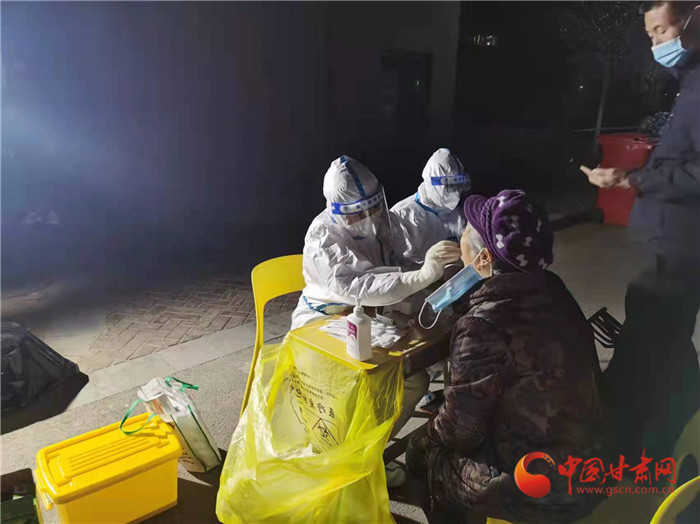 專家詳解新版新冠診療方案：為何輕型病例可以不住院了？