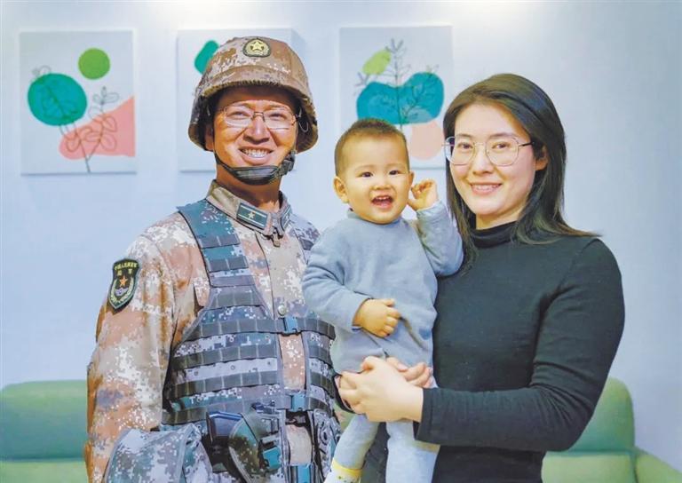 蘭州市退役軍人事務局舉行清明代祭掃儀式 陳紅軍烈士父親給兒子寫來寄語 “你是祖國的好兒女，也是我們的驕傲”